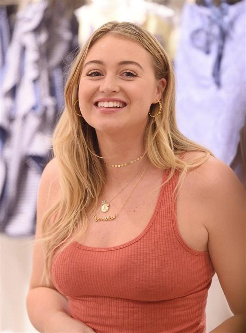 Iskra Lawrence