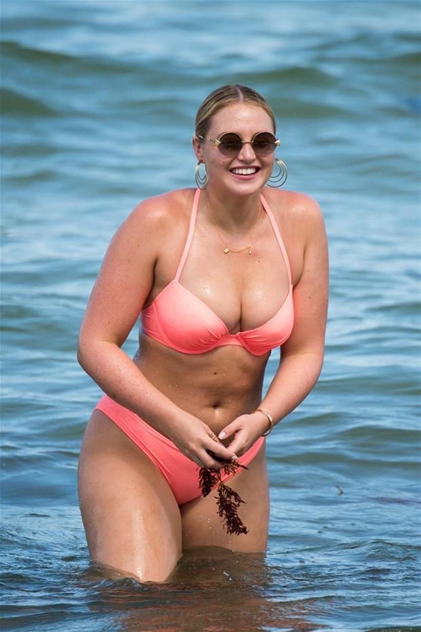 Iskra Lawrence