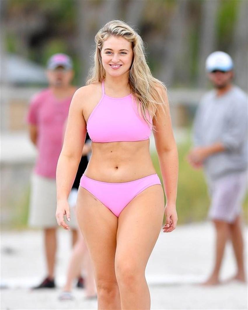 Iskra Lawrence