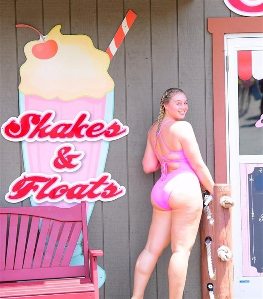 Iskra Lawrence