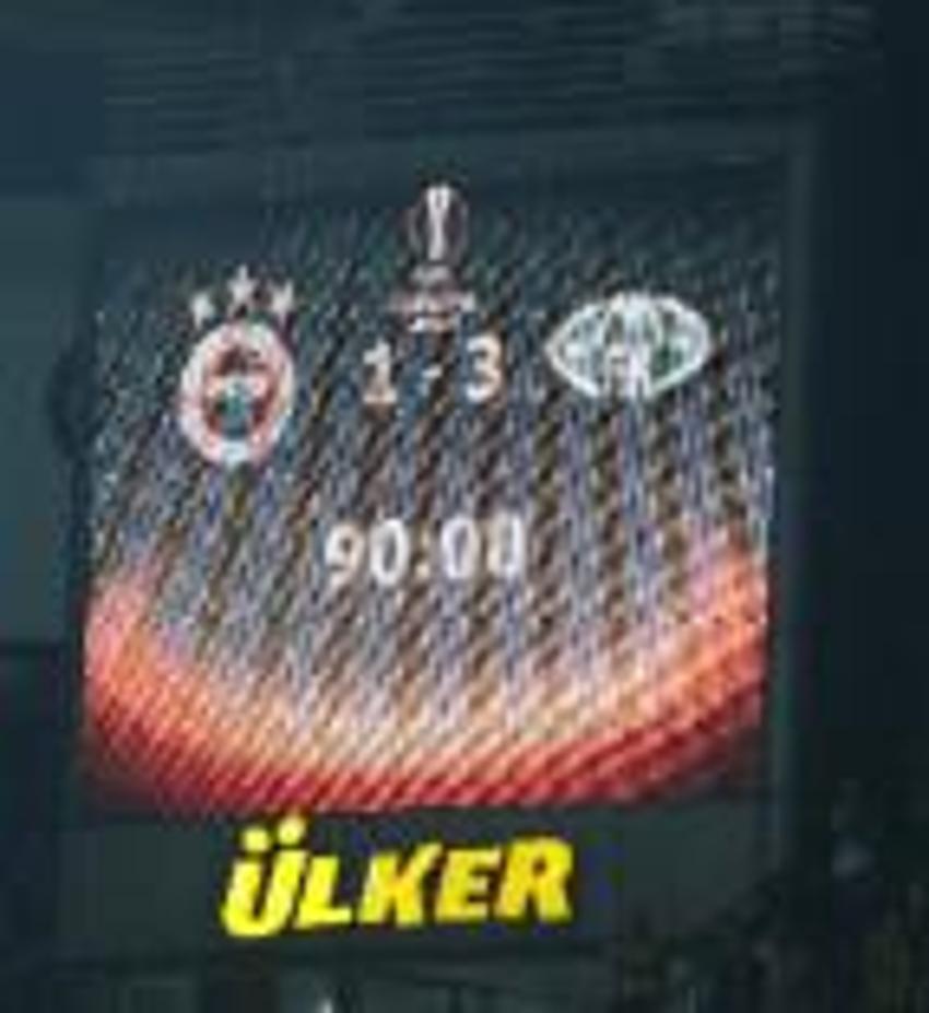 Ömer Üründül olay oldu!