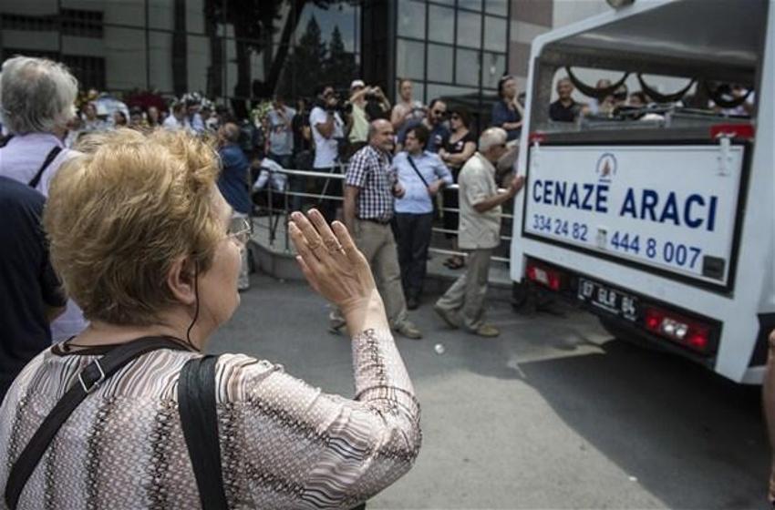 Fikret Otyam son yolculuğuna uğurlandı