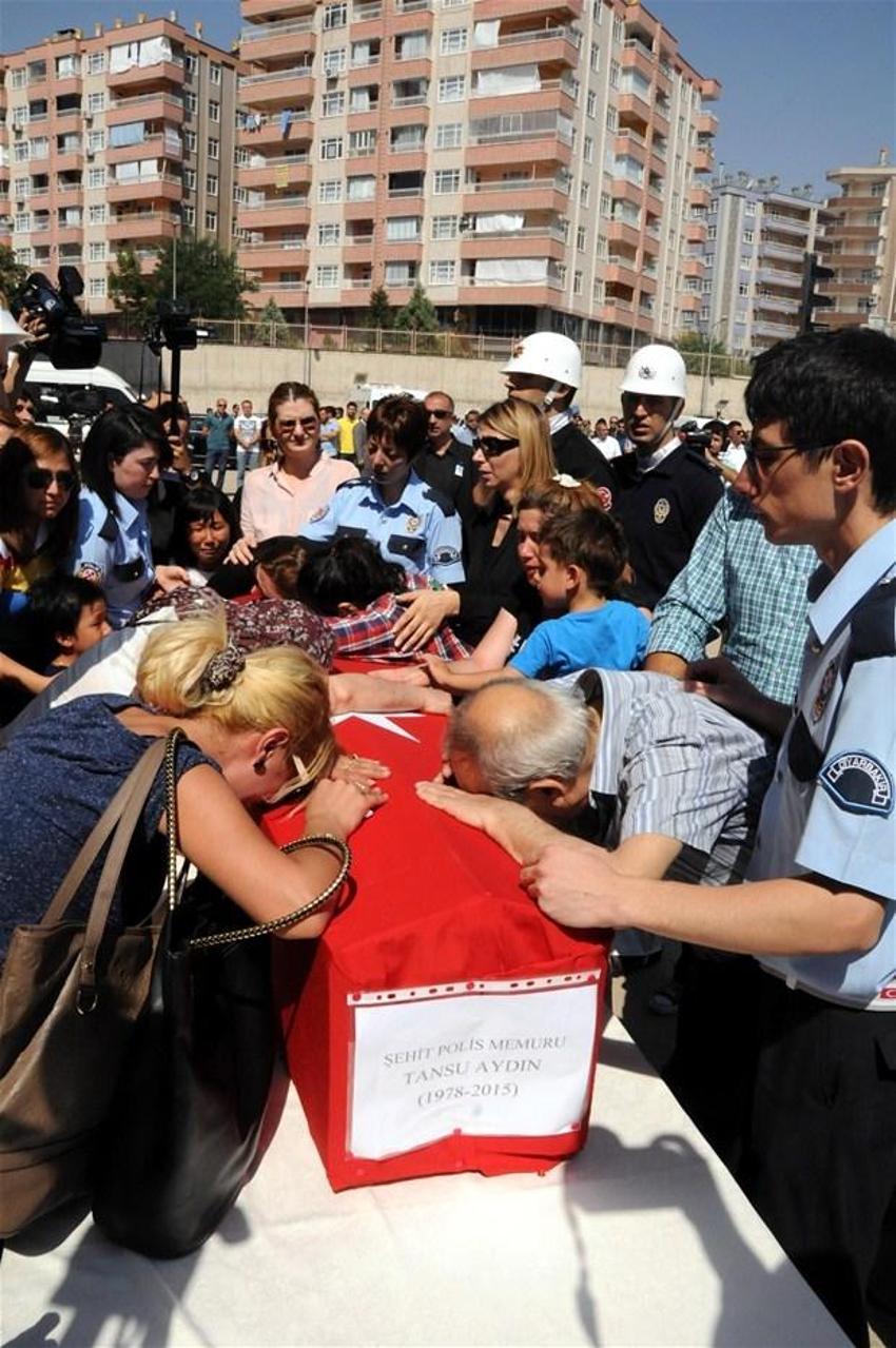 Şehit polis Tansu Aydın için son görev