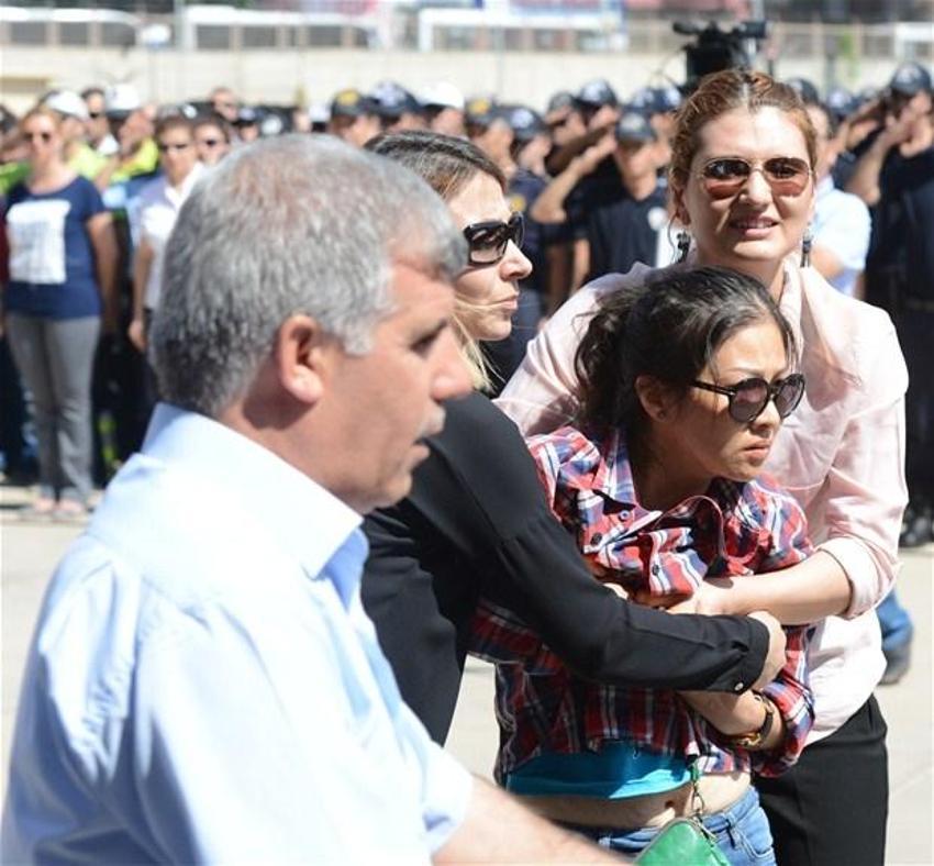 Şehit polis Tansu Aydın için son görev