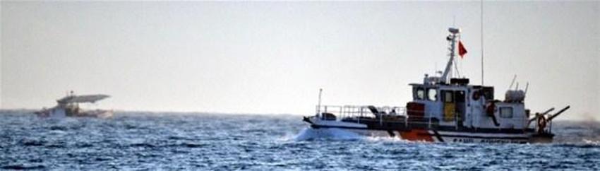 Didim’de 2 kaçak teknesi battı