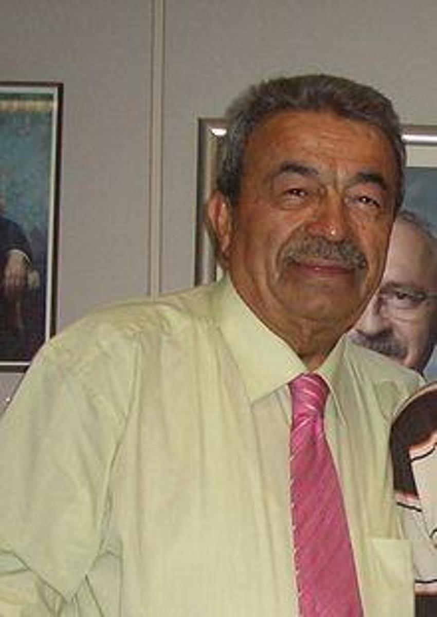 Kamer Genç kimdir?