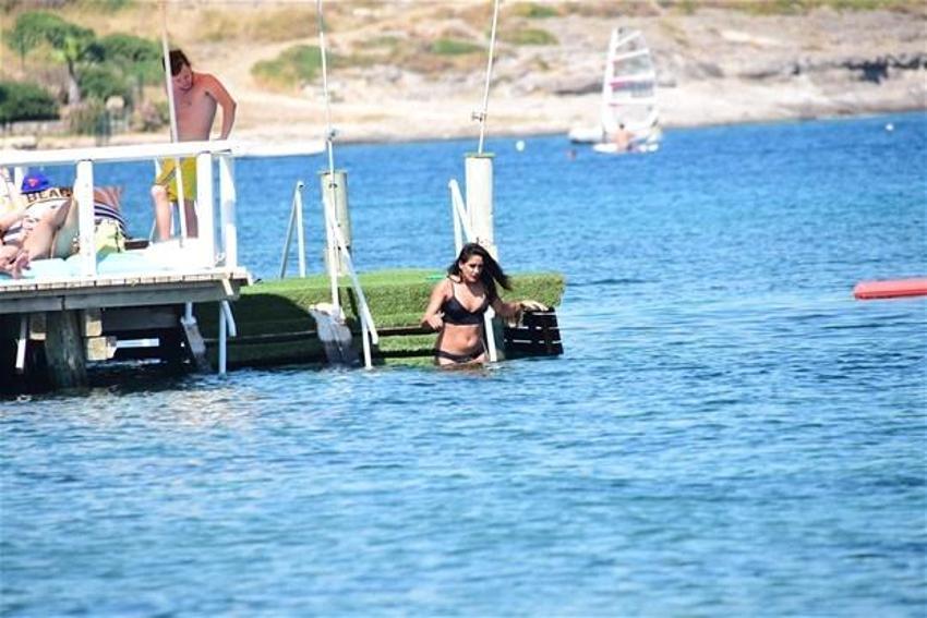 Survivor Sahra