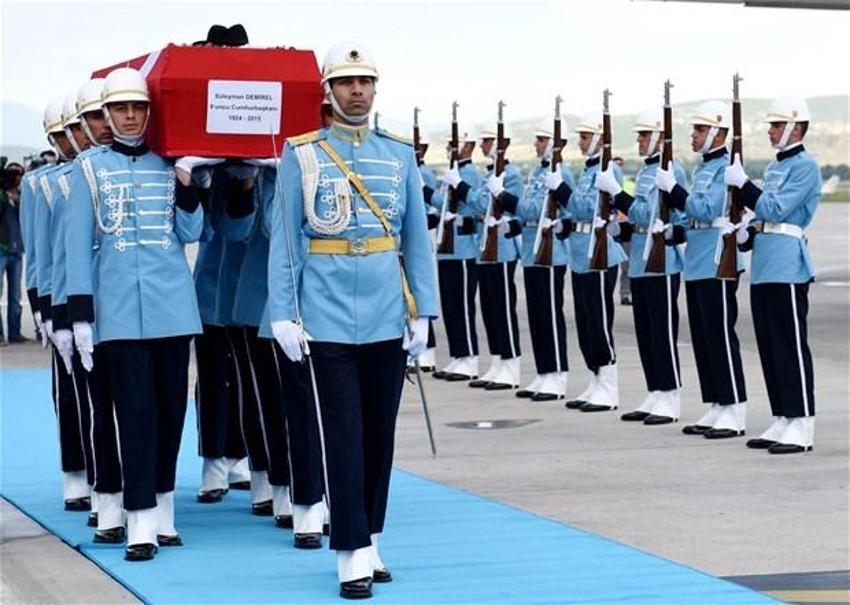 Süleyman Demirel'in son yolculuğu