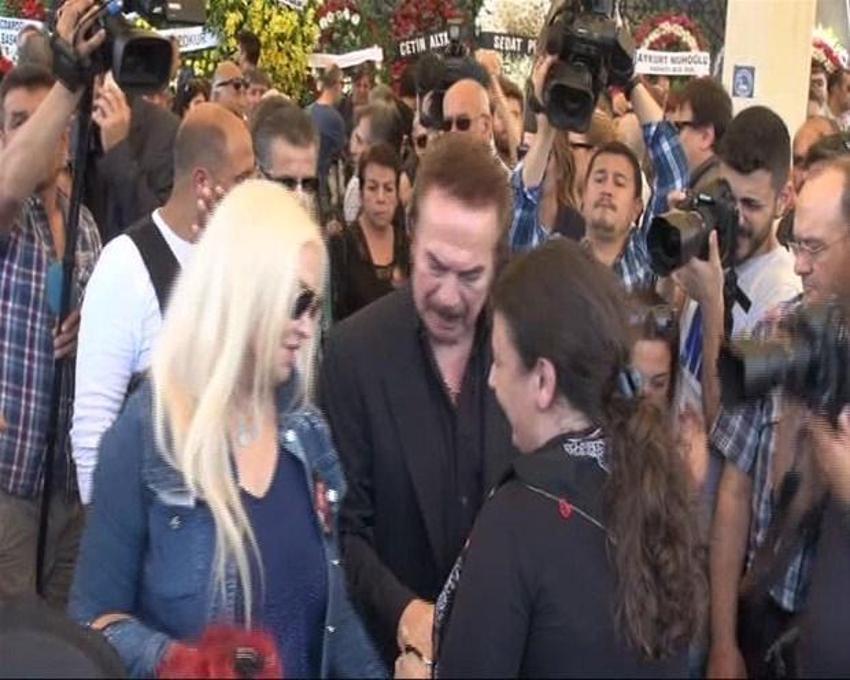 Sümer Tilmaç son yolculuğuna uğurlandı