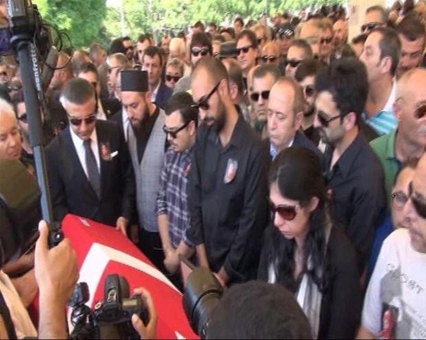 Sümer Tilmaç son yolculuğuna uğurlandı