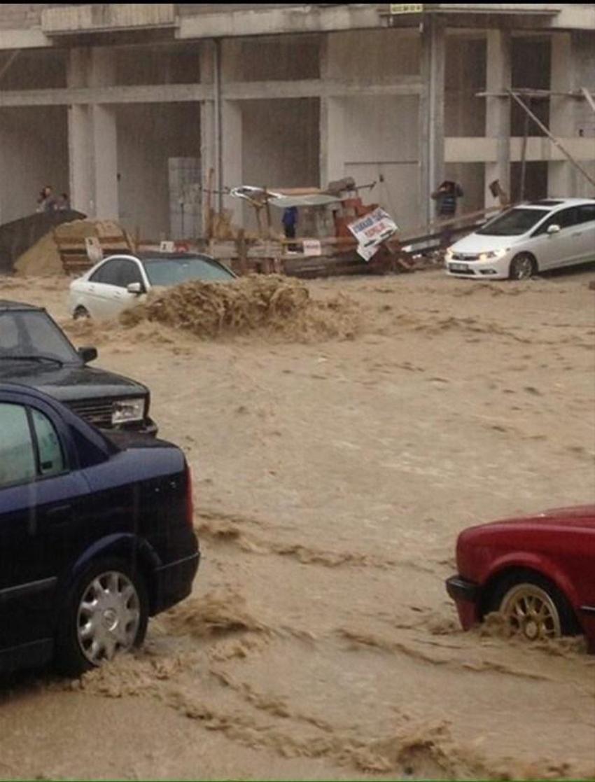 Ankara’da sel faciası: 2 yaralı