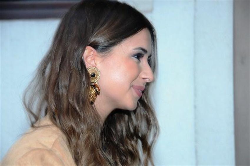 Demet Akbağ-Sedef İybar