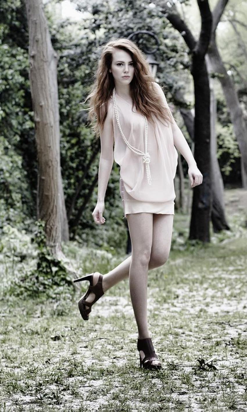 Elçin Sangu