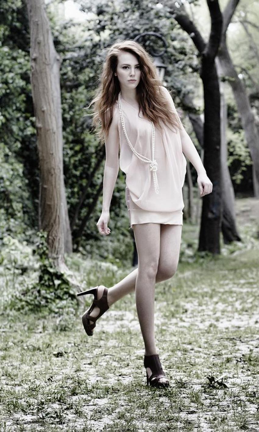 Elçin Sangu