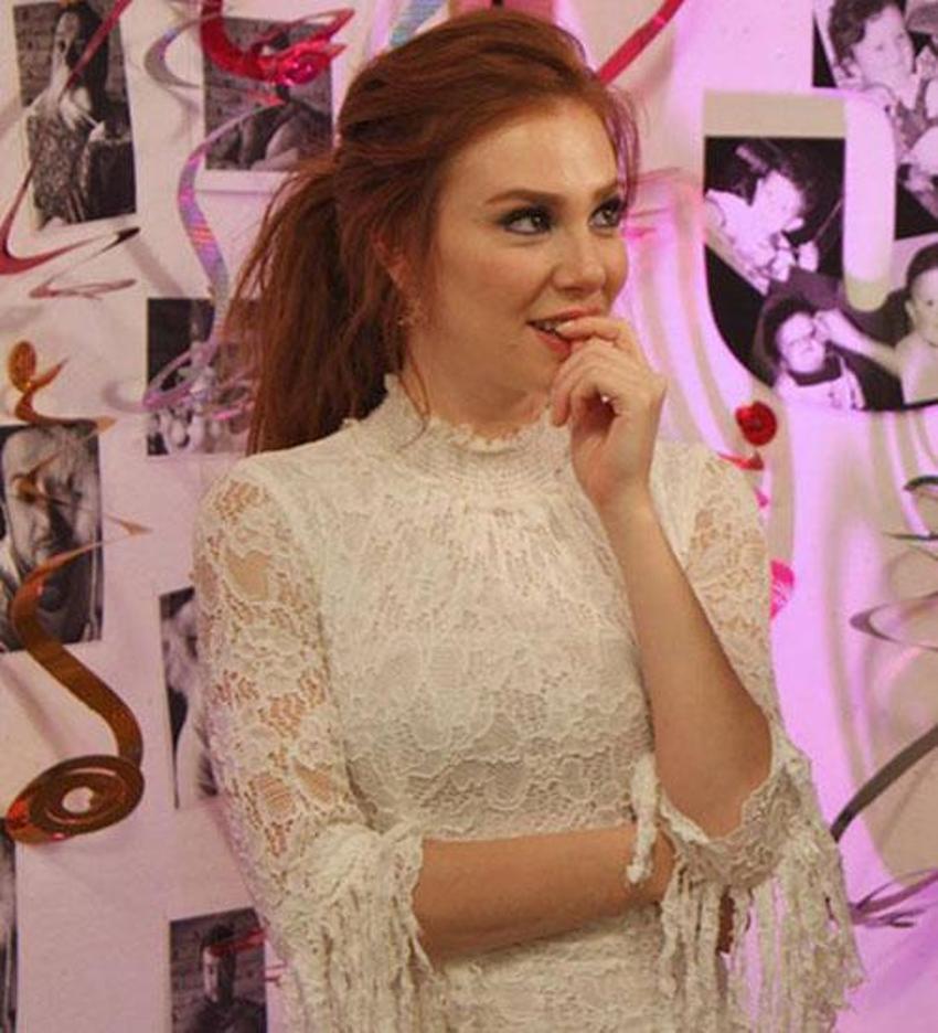 Elçin Sangu