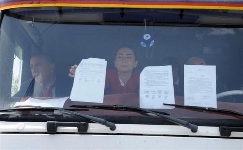 CHP'nin seçim TIR'ı Erzurum'a giremedi