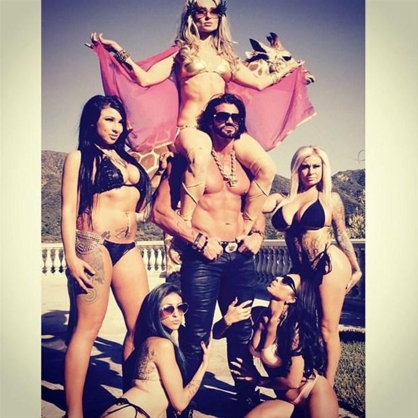 Avustralya'nın Hugh Hefner'ı Travers Beynon