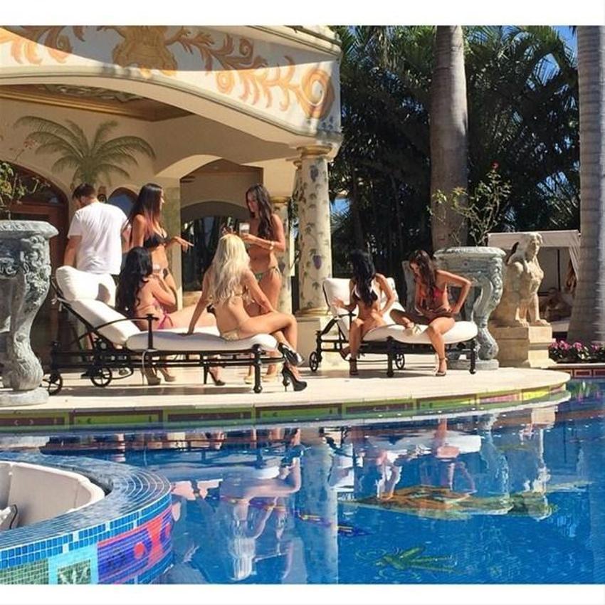 Avustralya'nın Hugh Hefner'ı Travers Beynon