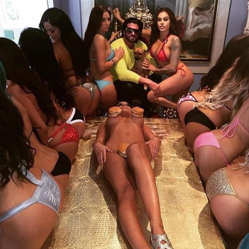 Avustralya'nın Hugh Hefner'ı Travers Beynon