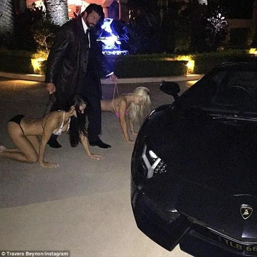 Avustralya'nın Hugh Hefner'ı Travers Beynon