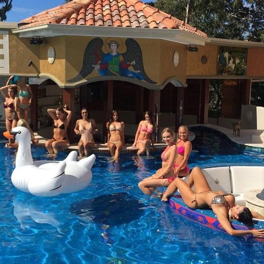 Avustralya'nın Hugh Hefner'ı Travers Beynon