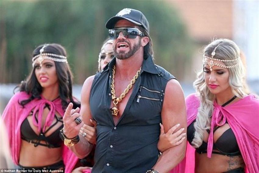 Avustralya'nın Hugh Hefner'ı Travers Beynon