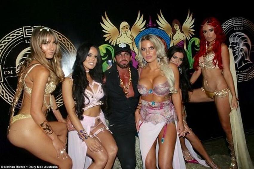 Avustralya'nın Hugh Hefner'ı Travers Beynon