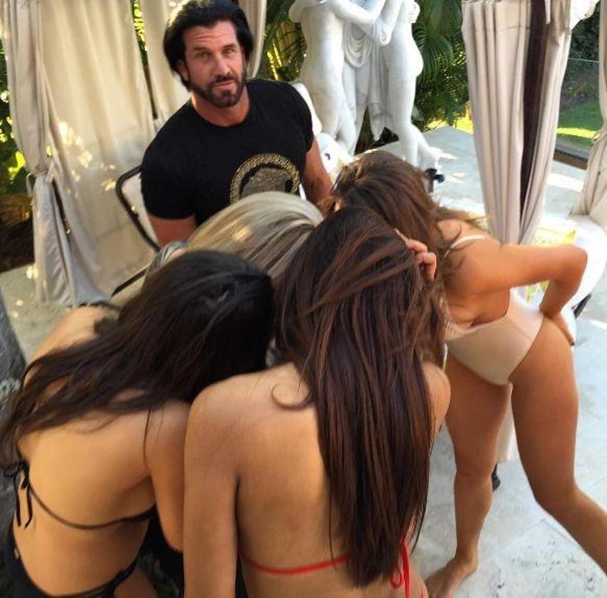 Avustralya'nın Hugh Hefner'ı Travers Beynon