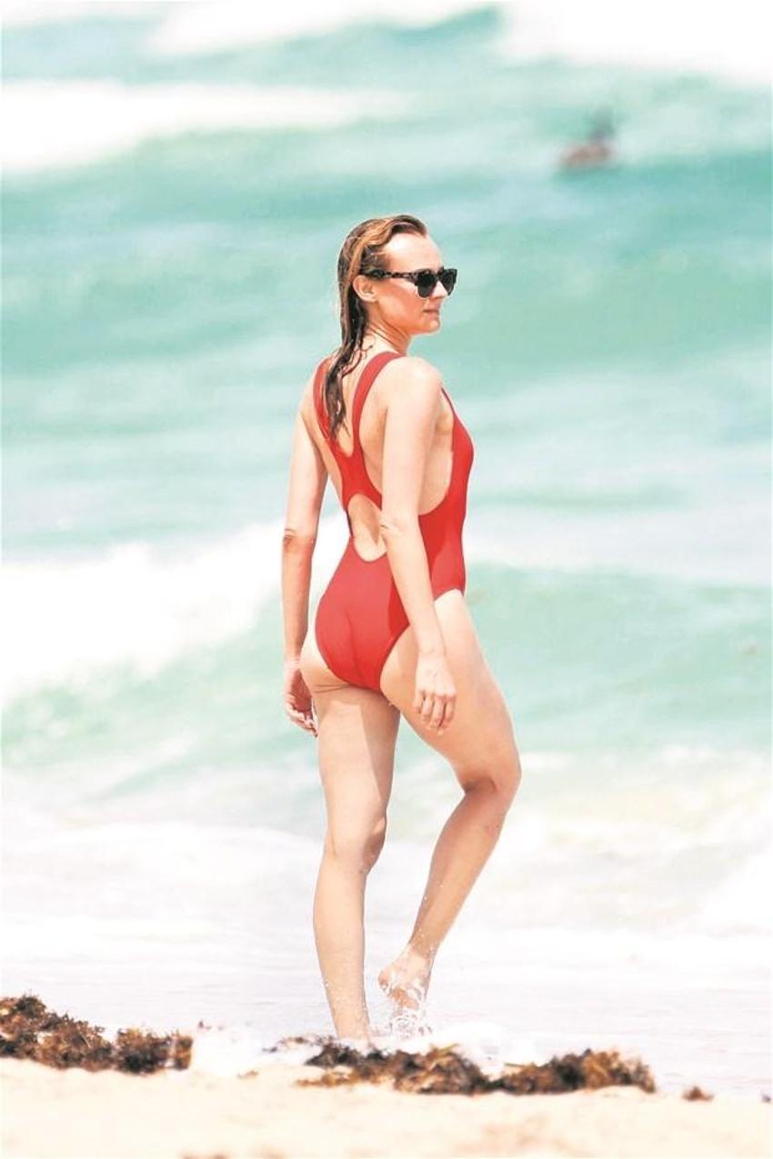 Diane Kruger'dan inanılmaz frikik