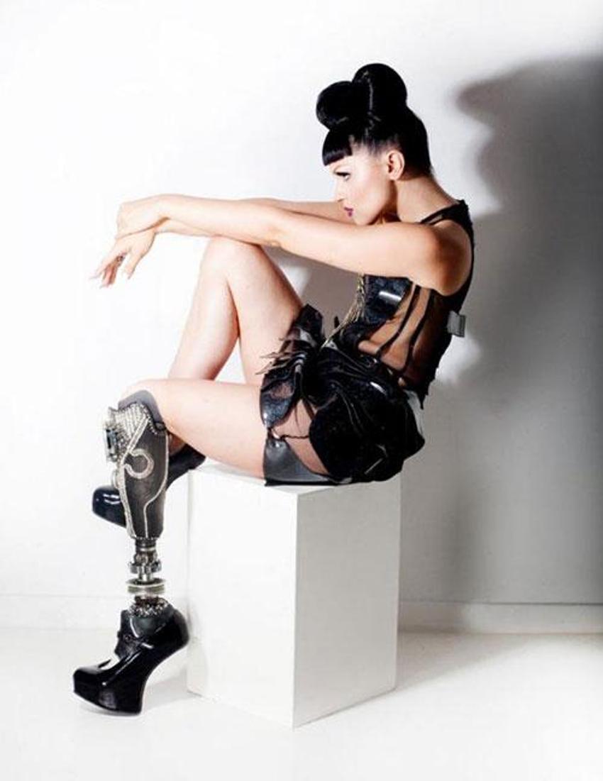 Viktoria Modesta