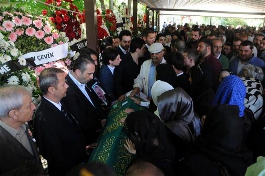Sami Hoştan son yolculuğuna uğurlandı
