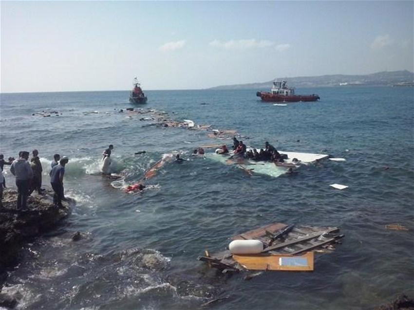 Rodos'ta kaçak teknesi battı: 4 ölü