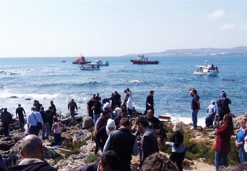 Rodos'ta kaçak teknesi battı: 4 ölü