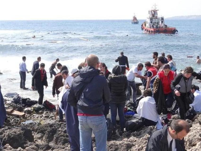Rodos'ta kaçak teknesi battı: 4 ölü