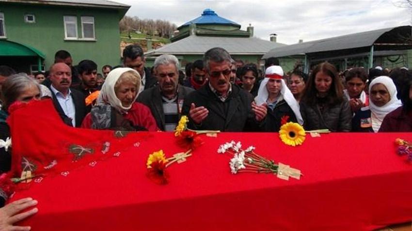 Elif Sultan Kalsen toprağa verildi!