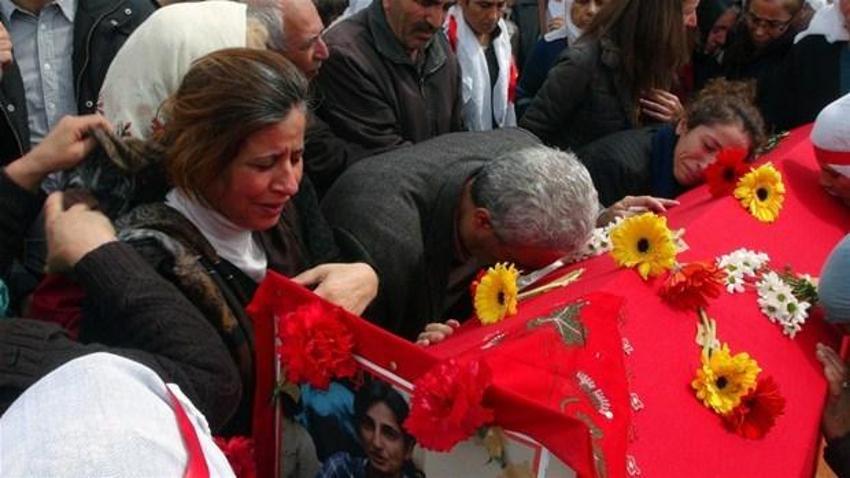 Elif Sultan Kalsen toprağa verildi!