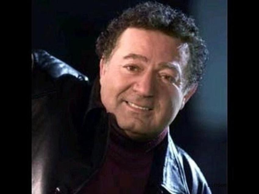 Kayahan kimdir?