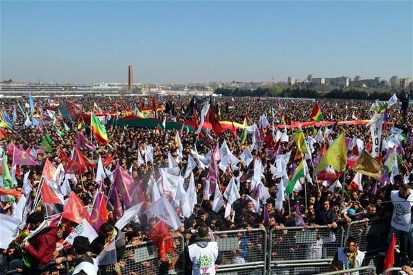 Kazlıçeşme'de nevruz kutlaması