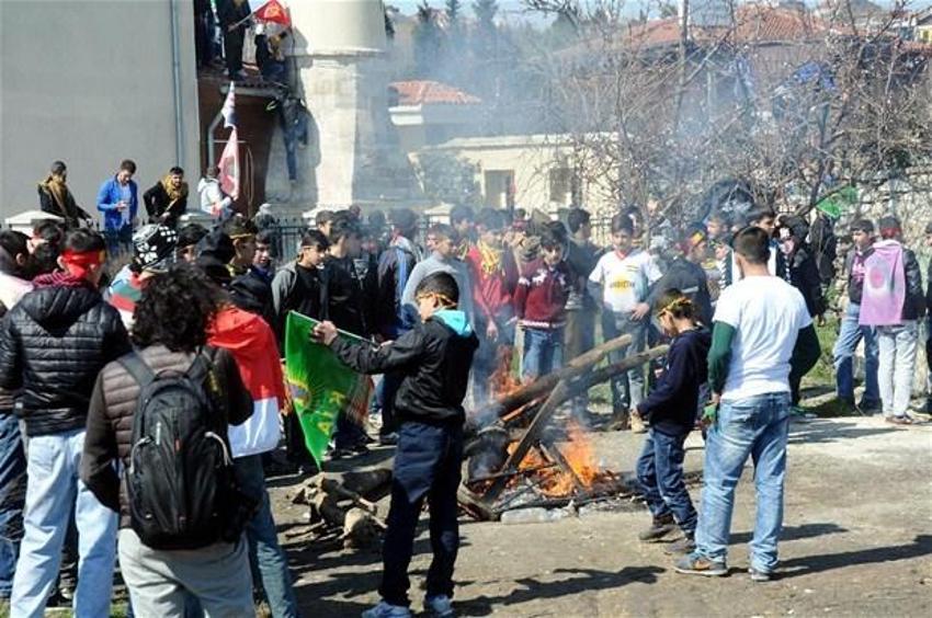 Kazlıçeşme'de nevruz kutlaması