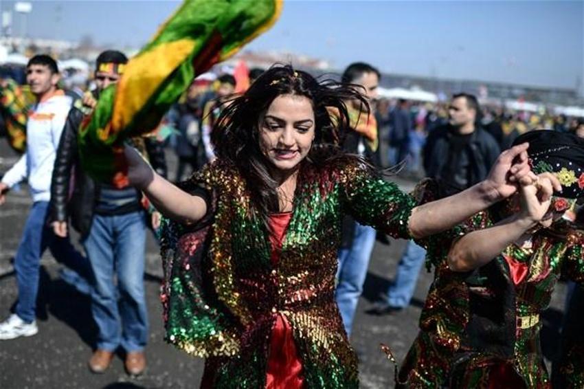 Kazlıçeşme'de nevruz kutlaması