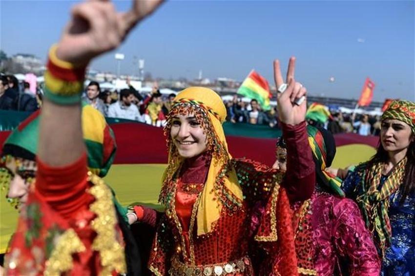 Kazlıçeşme'de nevruz kutlaması