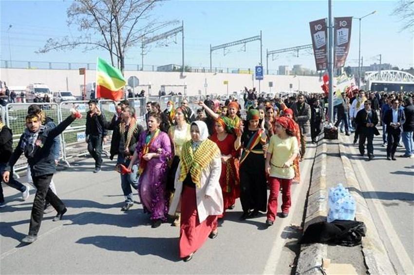 Kazlıçeşme'de nevruz kutlaması