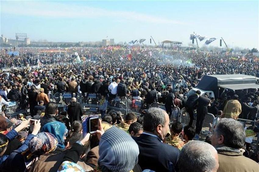 Kazlıçeşme'de nevruz kutlaması