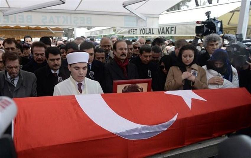 Erol Büyükburç'a veda