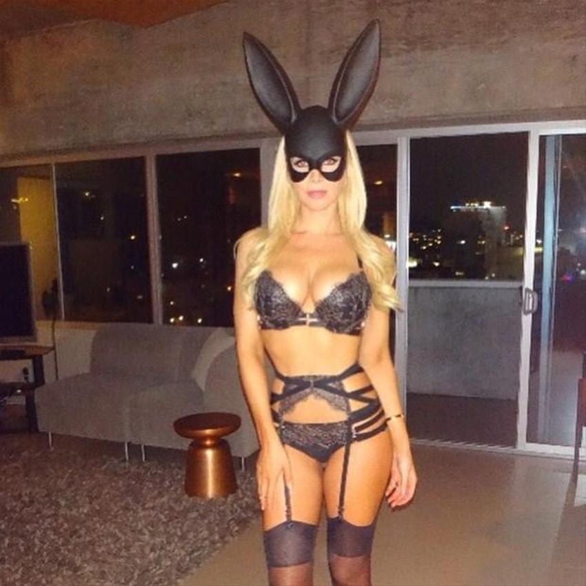 Dan Bilzerian'ın güzelleri