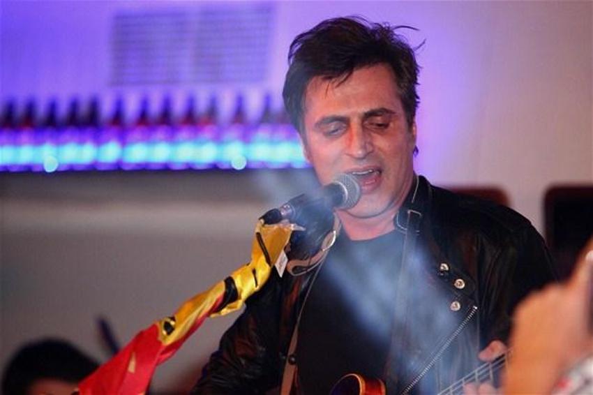 Bir Varmış Bir Yokmuş Gala