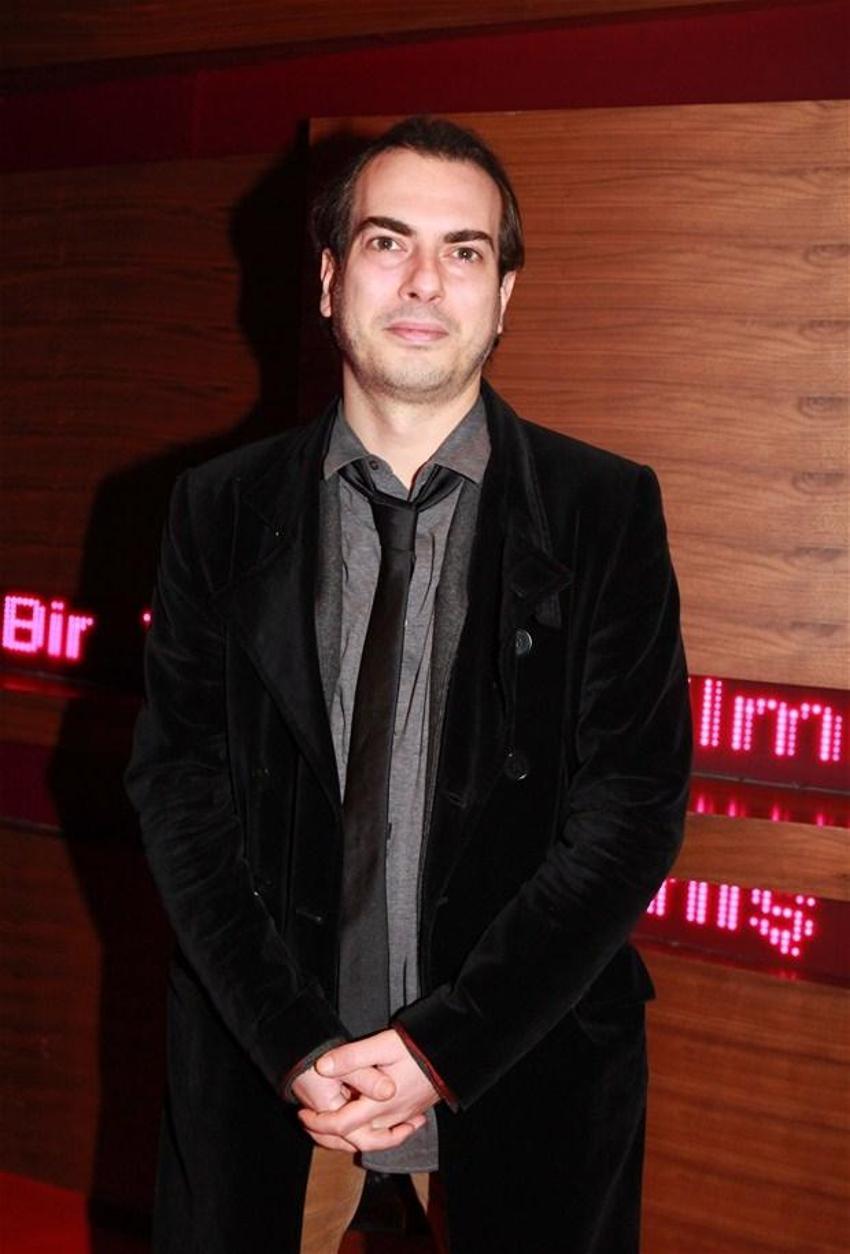 Bir Varmış Bir Yokmuş Gala