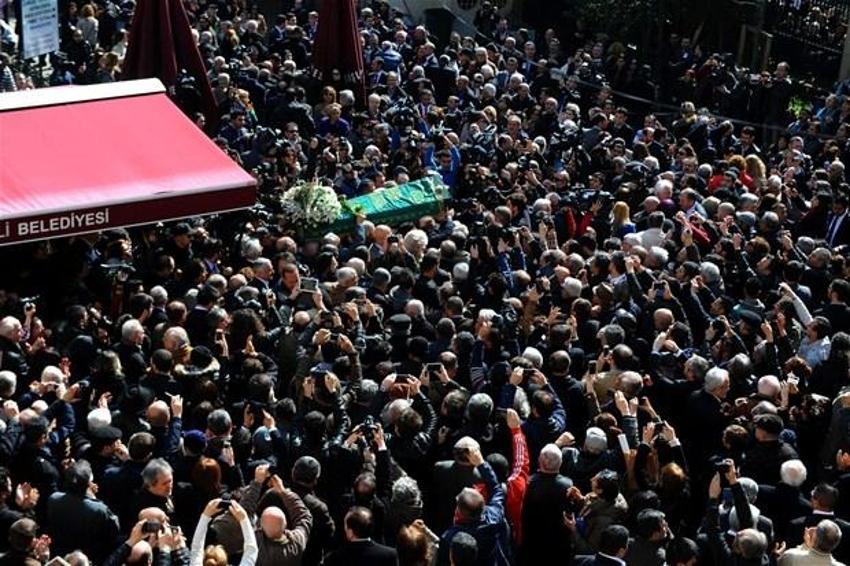 Yaşar Kemal'e veda