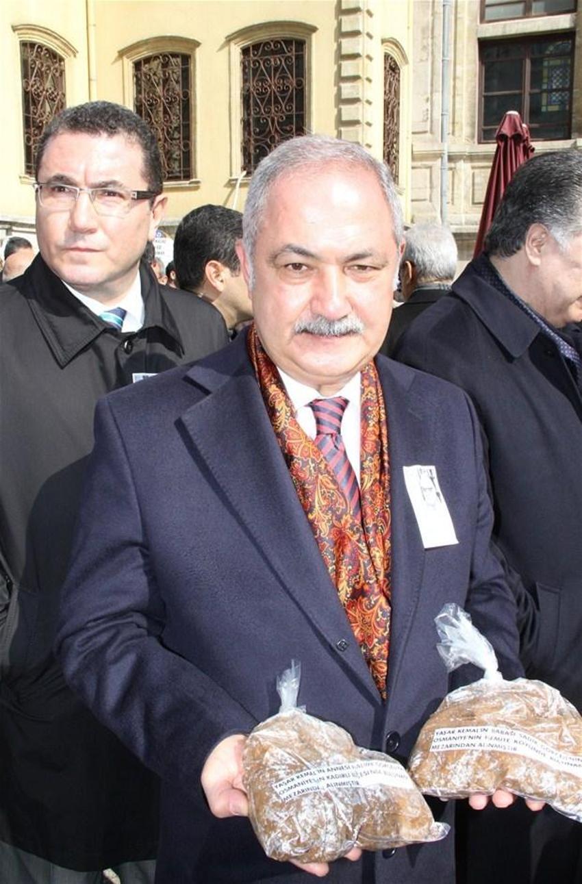 Yaşar Kemal'e veda