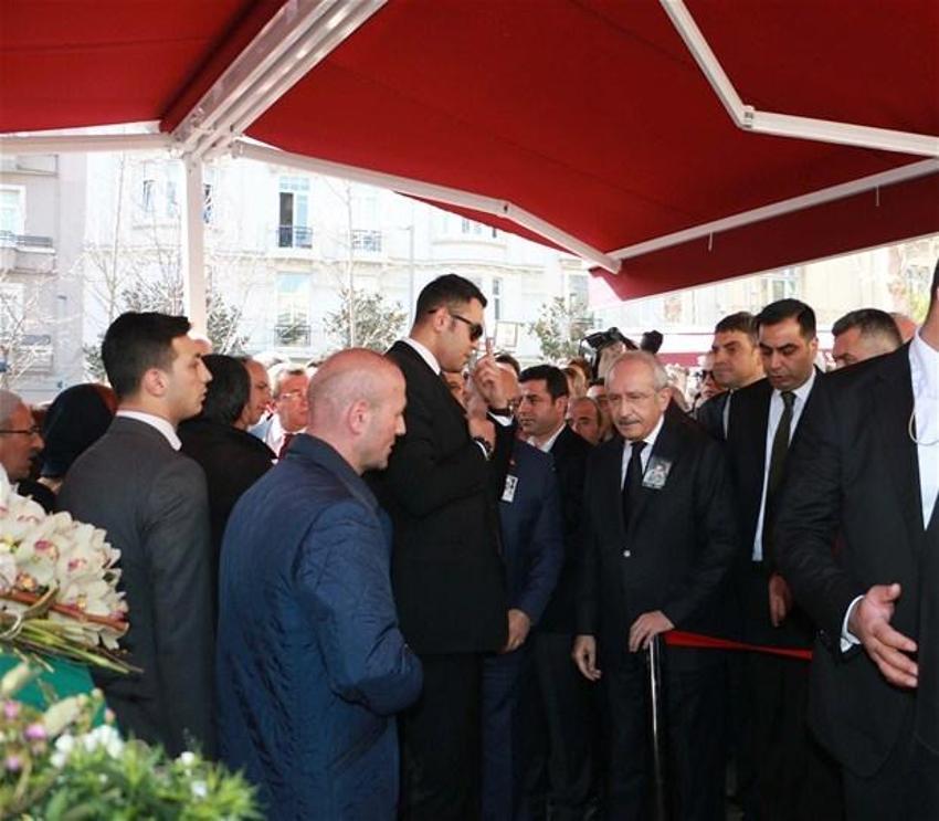 Yaşar Kemal'e veda